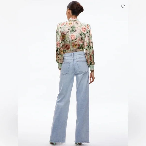 BRENTLEY TIE NECK BLOUSON SLEEVE BLOUSE
